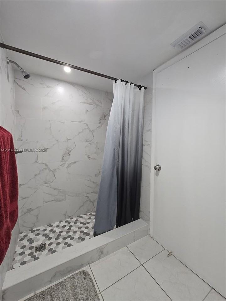 1001 Coral Club Dr #1001 - Photo 3 of 25