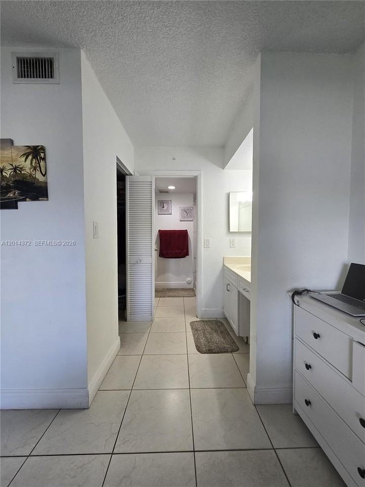 1001 Coral Club Dr #1001 - Photo 7 of 25
