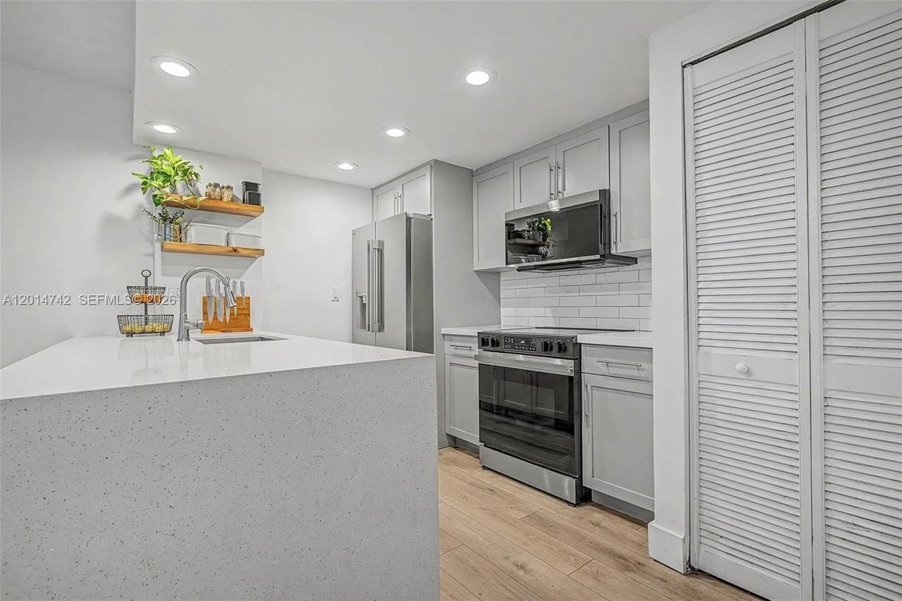 3162 Bird Ave #1 - Photo 4 of 12