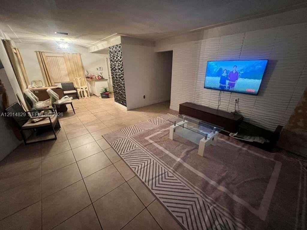 1930 Sw 57th Ave #1930 - Photo 7 of 19