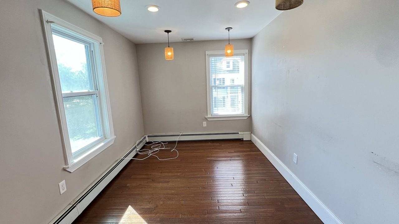 3 Mill Street Ct #2 - Photo 5 of 8