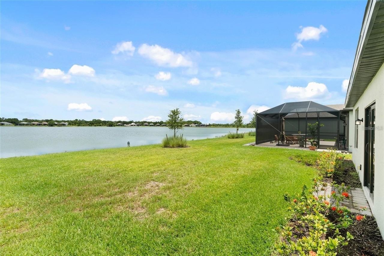 6560 Silverstar Dr - Photo 2 of 27
