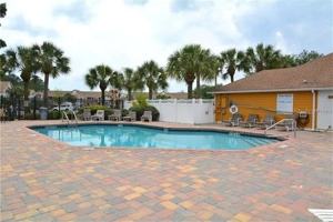 featured image of 2456 Sweetwater Club Cir #20