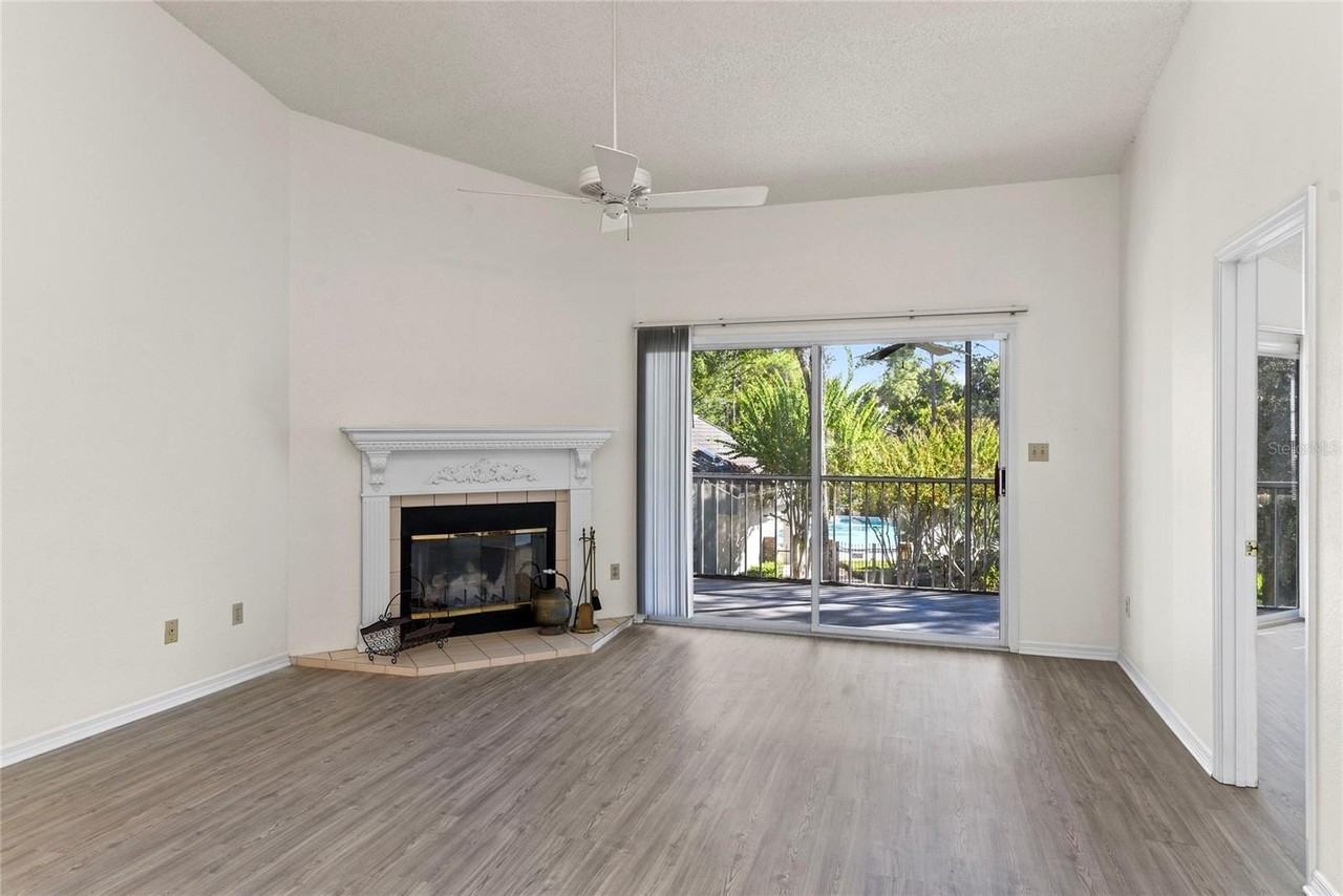 3996 Radley Ct #3996 - Photo 7 of 39