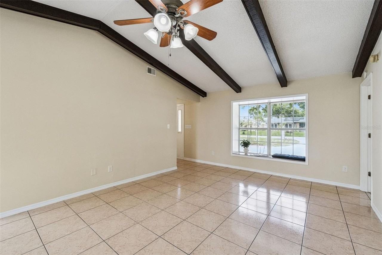 4136 Tall Tree Dr - Photo 5 of 45