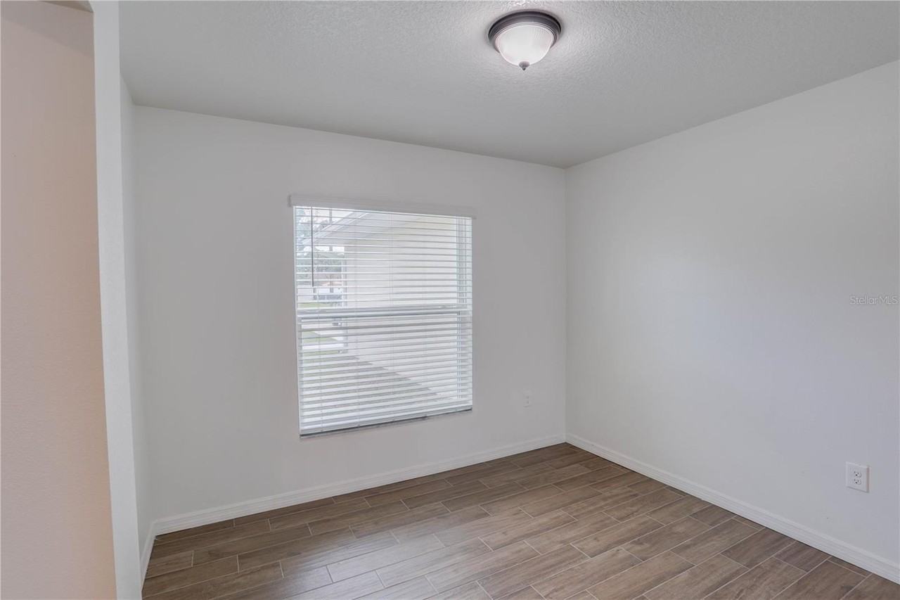 305 Prince St - Photo 6 of 29