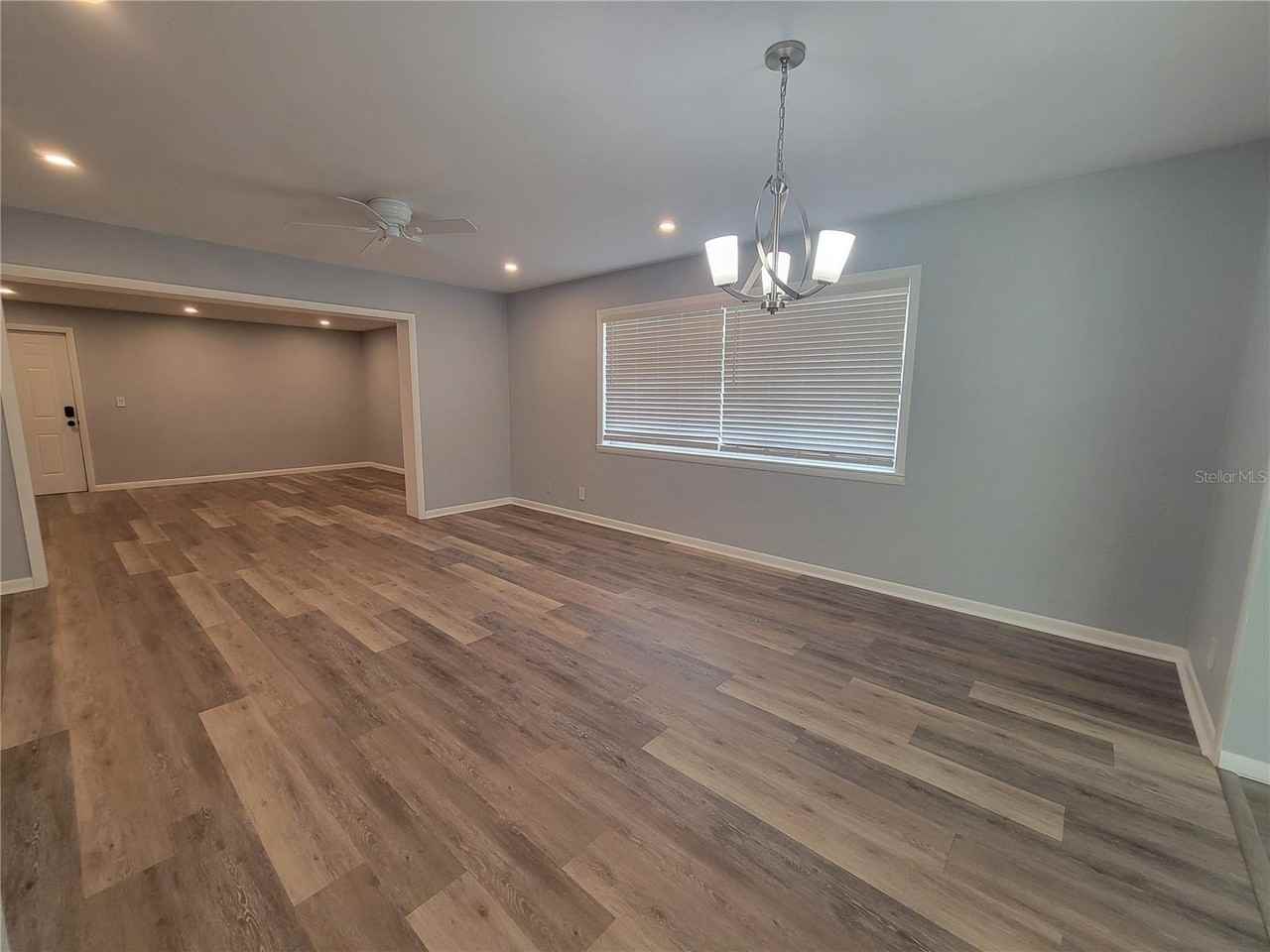 21147 Sw Honeysuckle St - Photo 3 of 19