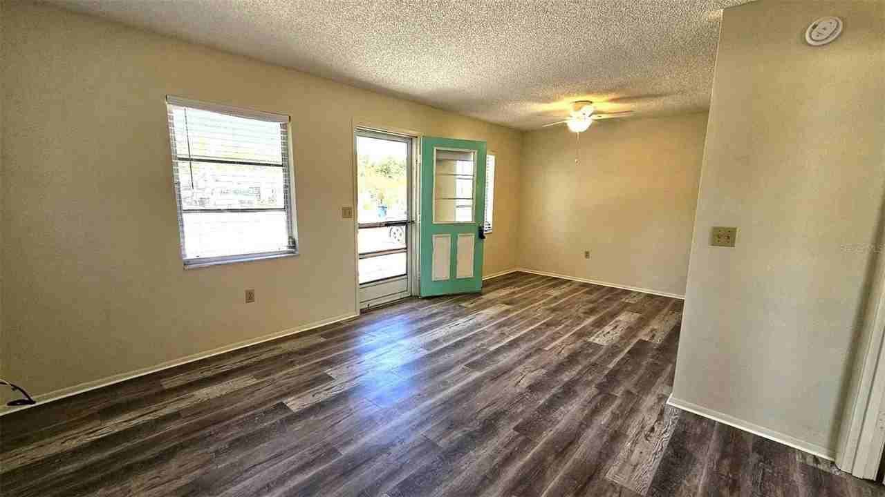 65 N Maple St - Photo 7 of 15
