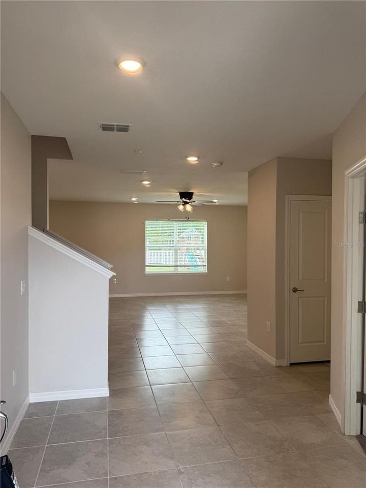 1042 Michelangelo Ln - Photo 3 of 35