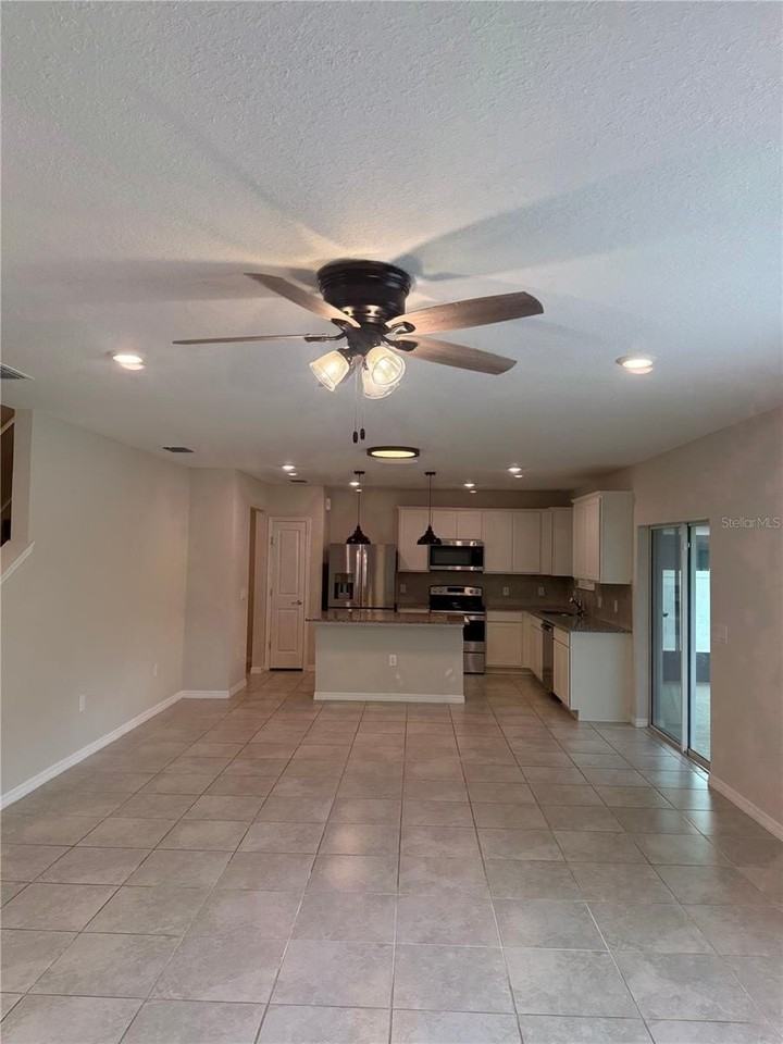 1042 Michelangelo Ln - Photo 4 of 35