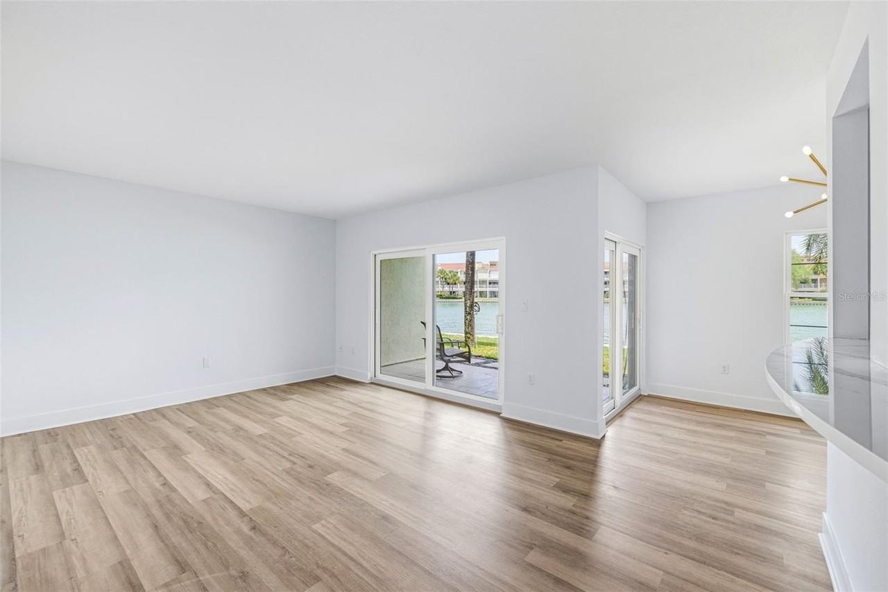 554 Plaza Seville Ct #103 - Photo 7 of 26