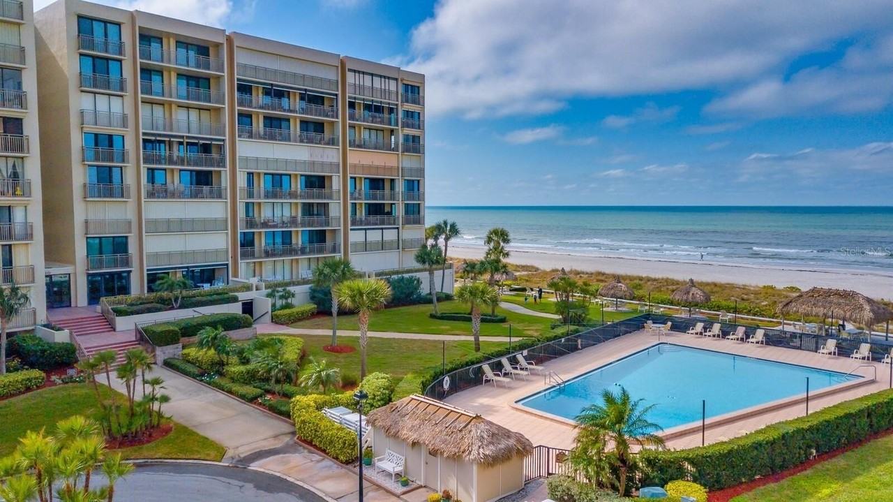 1430 Gulf Blvd #404