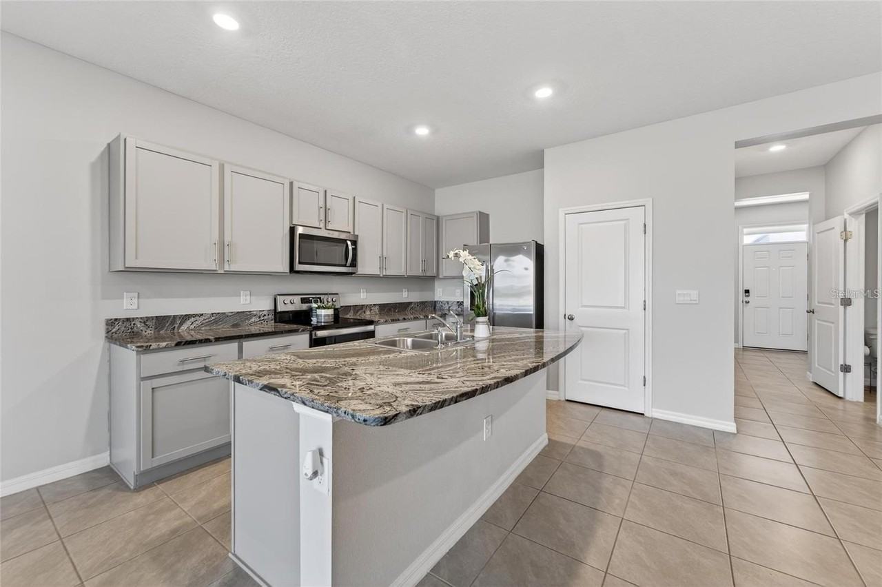 188 Mangrove Shade Cir - Photo 6 of 50