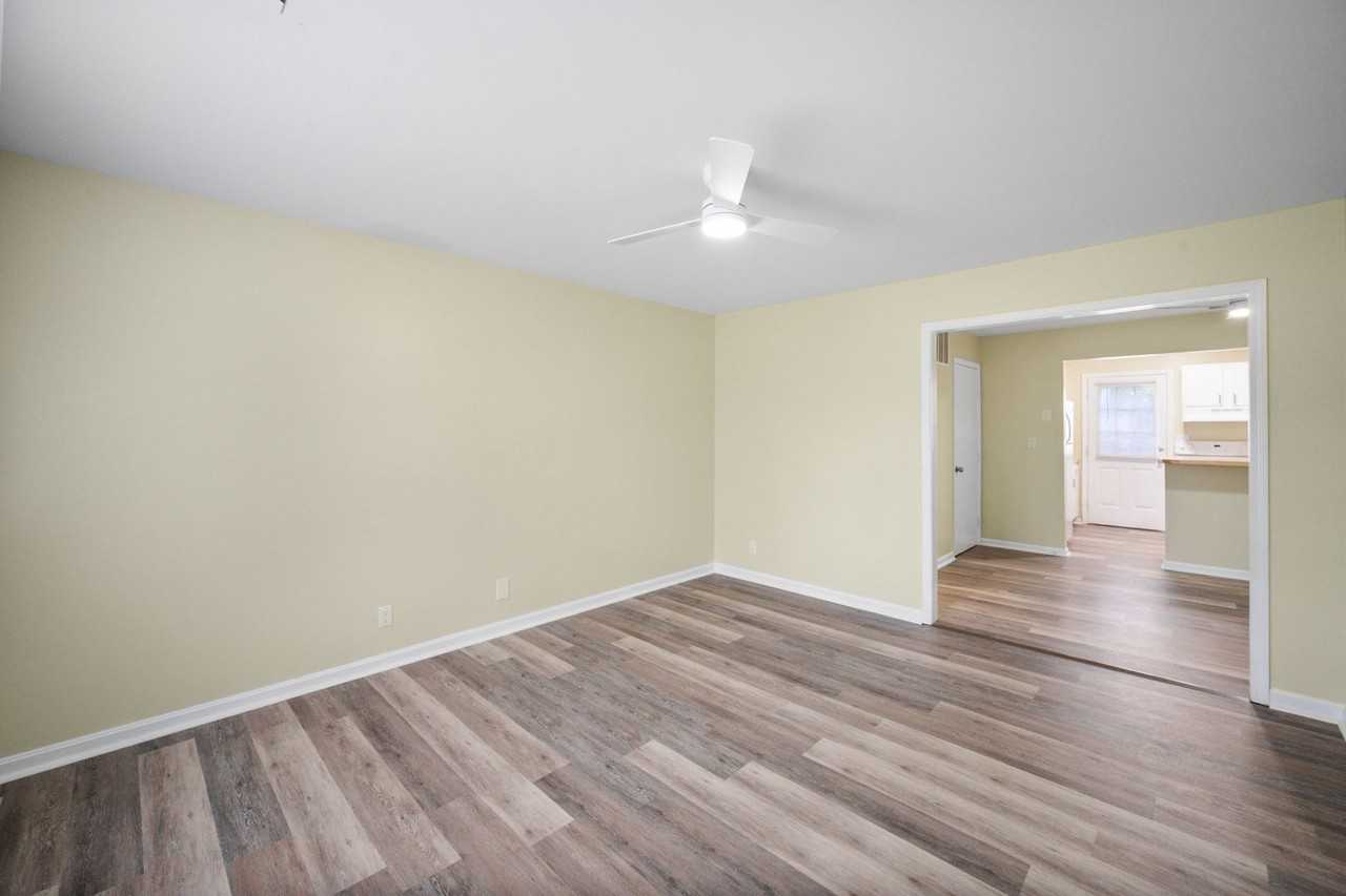 3301 Orchard Manor Cir - Photo 4 of 17