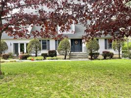 featured image of 24 Bonticou View Dr