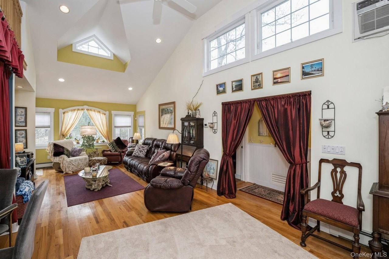 229 Springville Rd - Photo 4 of 17