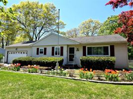 featured image of 2758 Cedar Ave