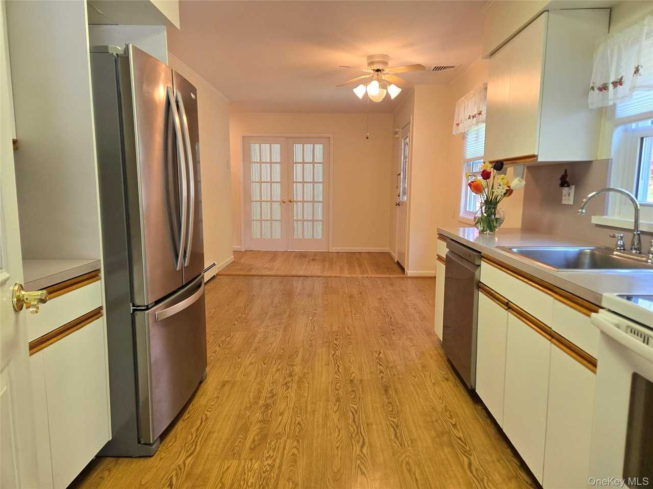 2758 Cedar Ave - Photo 7 of 25