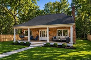featured image of 502 Springs Fireplace Rd