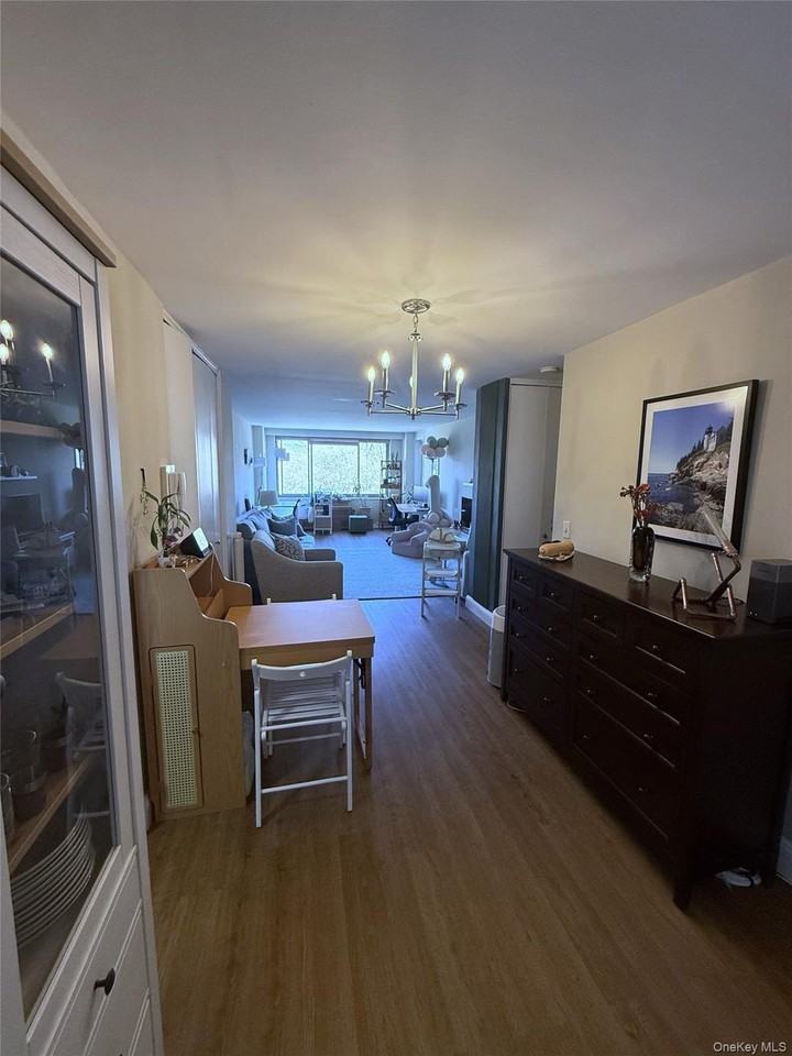 22055 46th Ave #4U - Photo 5 of 11