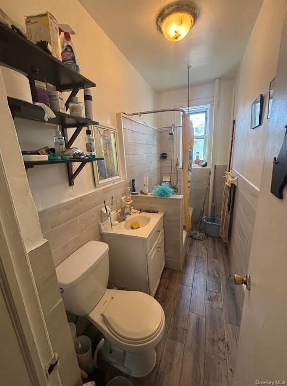 38 Lincoln Ave #2R - Photo 5 of 7
