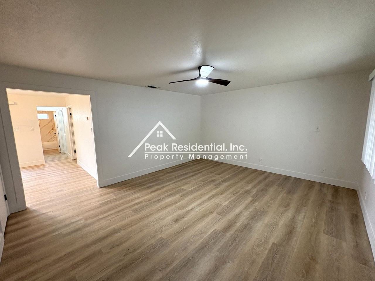 5420 Mona Way - Photo 7 of 20