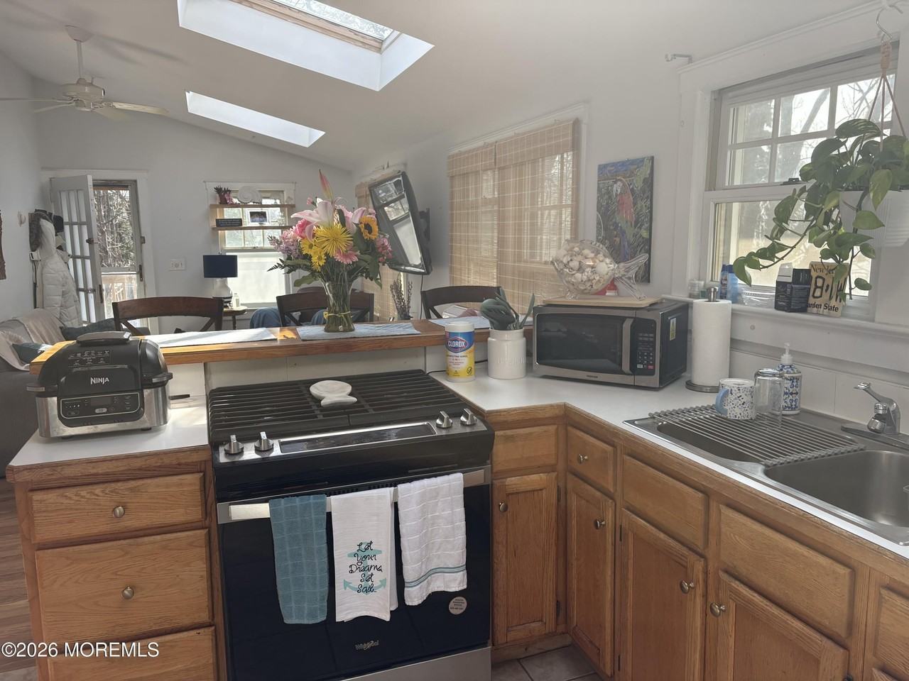 515 West St - Photo 6 of 9