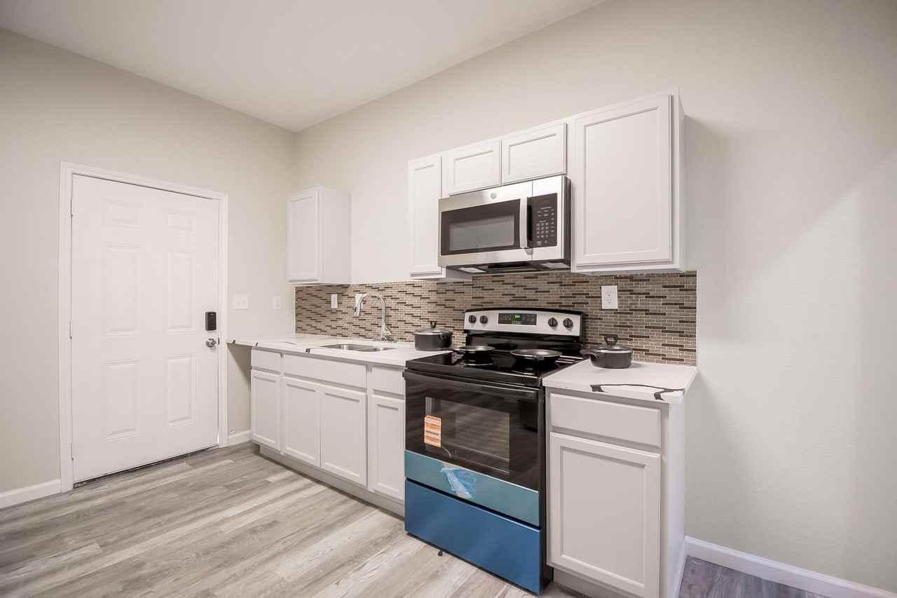 Idaho Ave - Photo 2 of 6