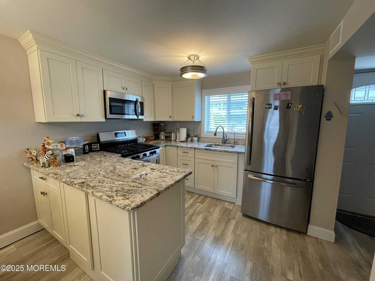 20 Vine Ct - Photo 4 of 12