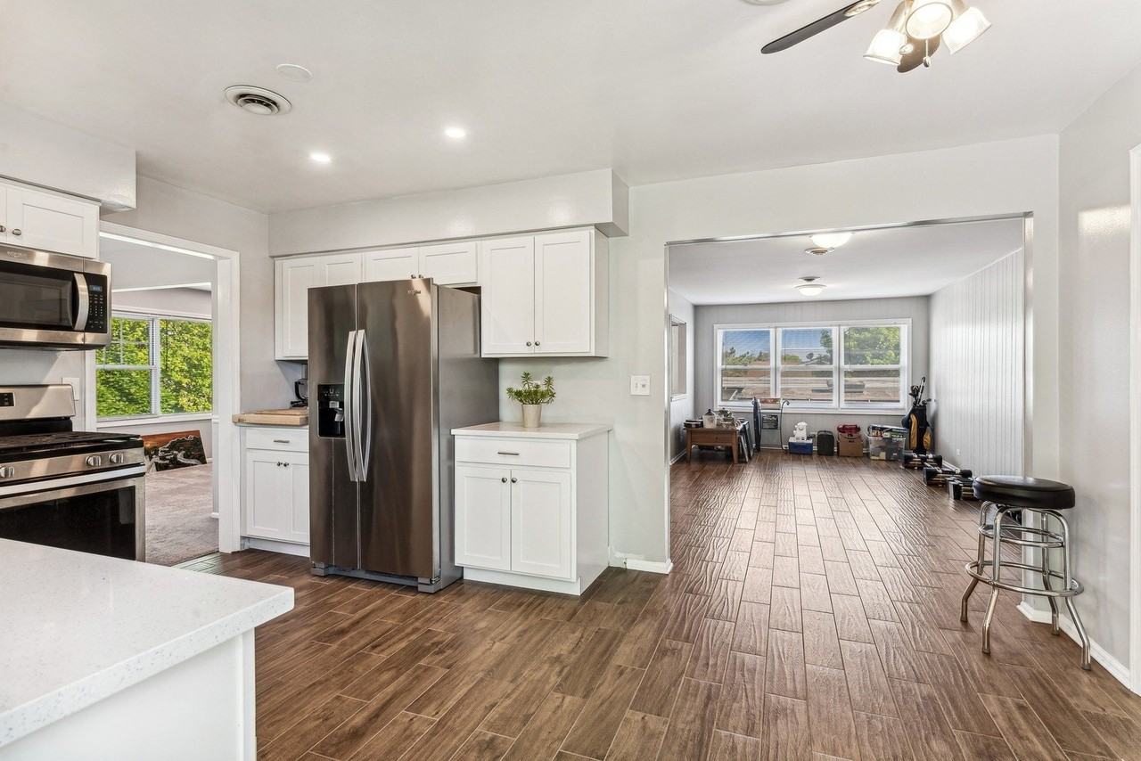 8951 Skokie Blvd #3 - Photo 4 of 13