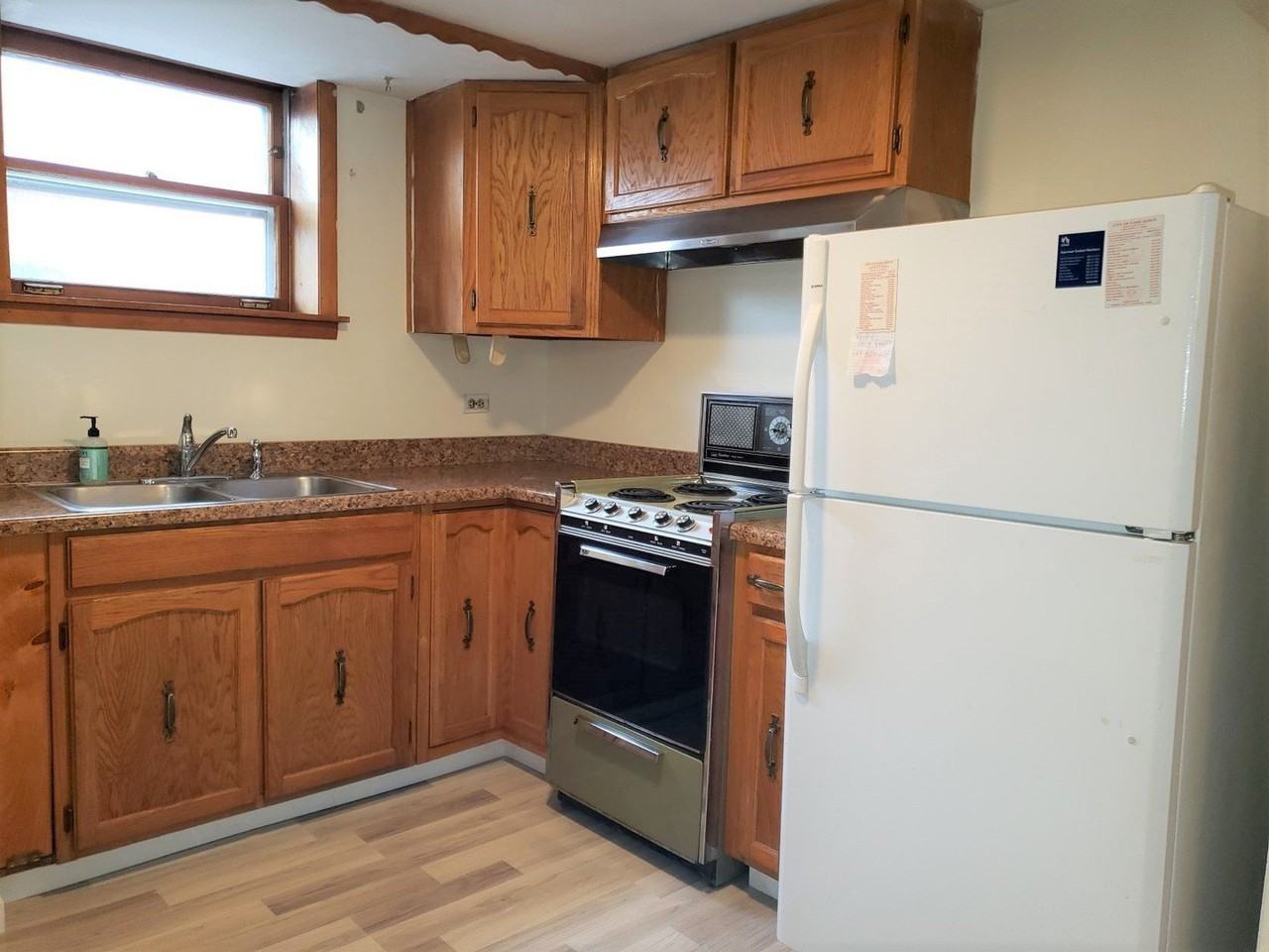 2312 Oakton St #G - Photo 5 of 14