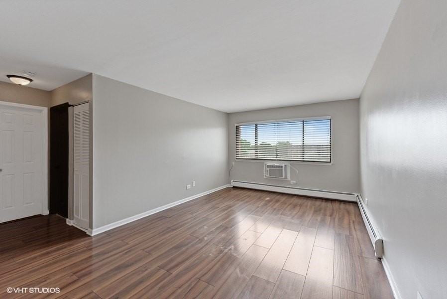 5348 N Cumberland Ave #516 - Photo 3 of 10