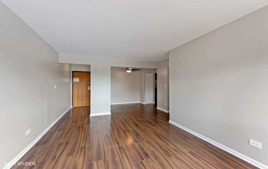 5348 N Cumberland Ave #516 - Photo 5 of 10