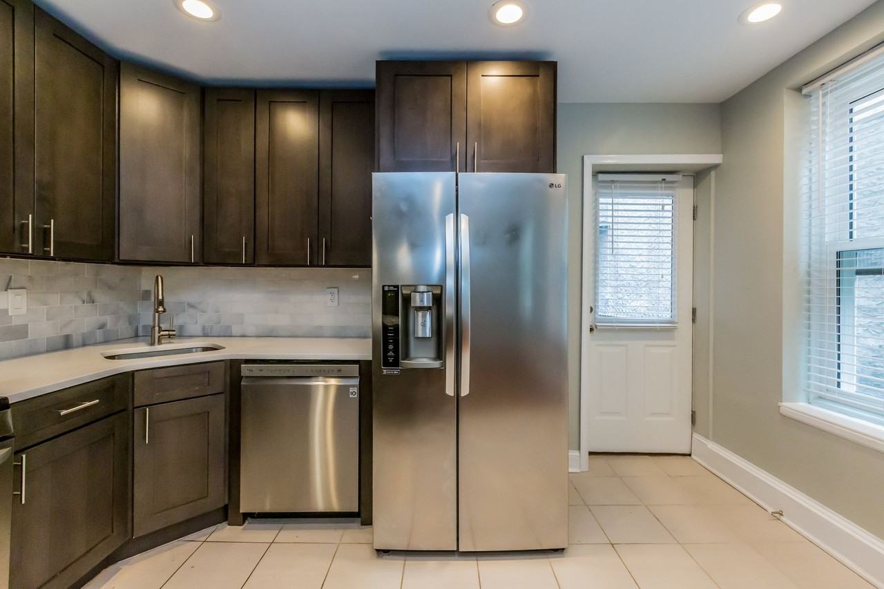 Stonehurst Apartments - Photo 4 of 10