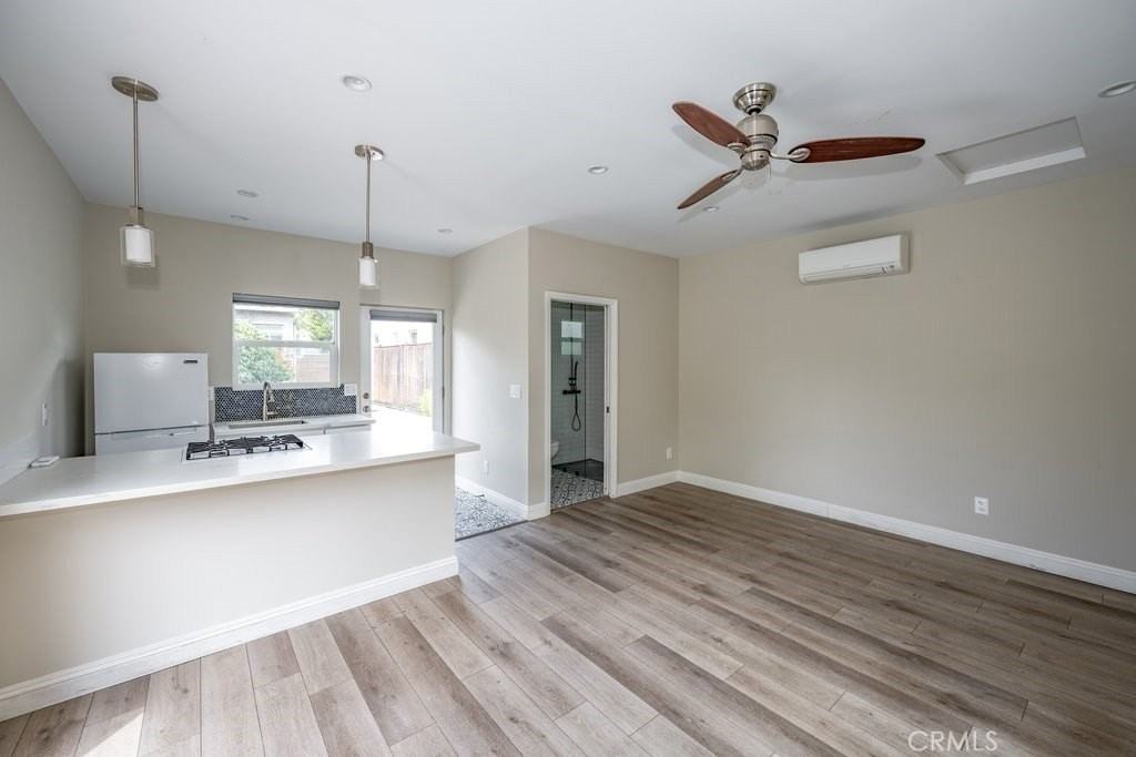5940 Simpson Ave - Photo 5 of 10