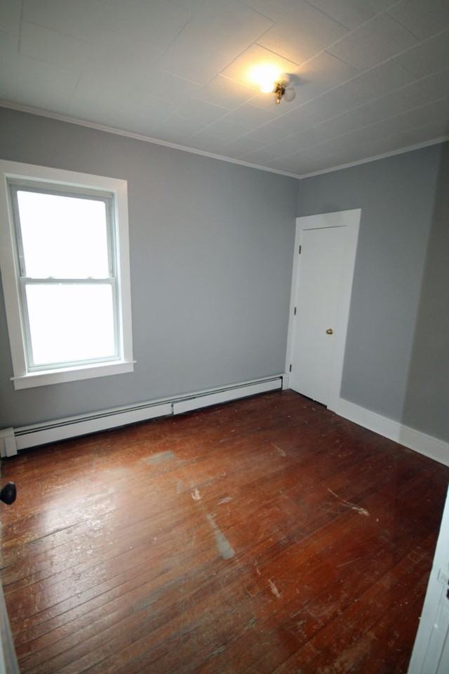 21 21 - 23 Maple Ave - Photo 3 of 6