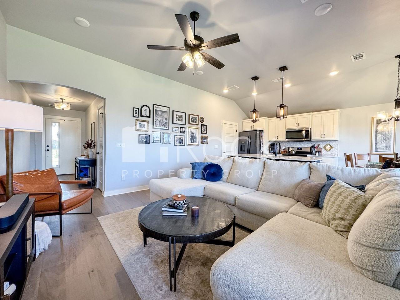 16140 Drywater Dr - Photo 4 of 31