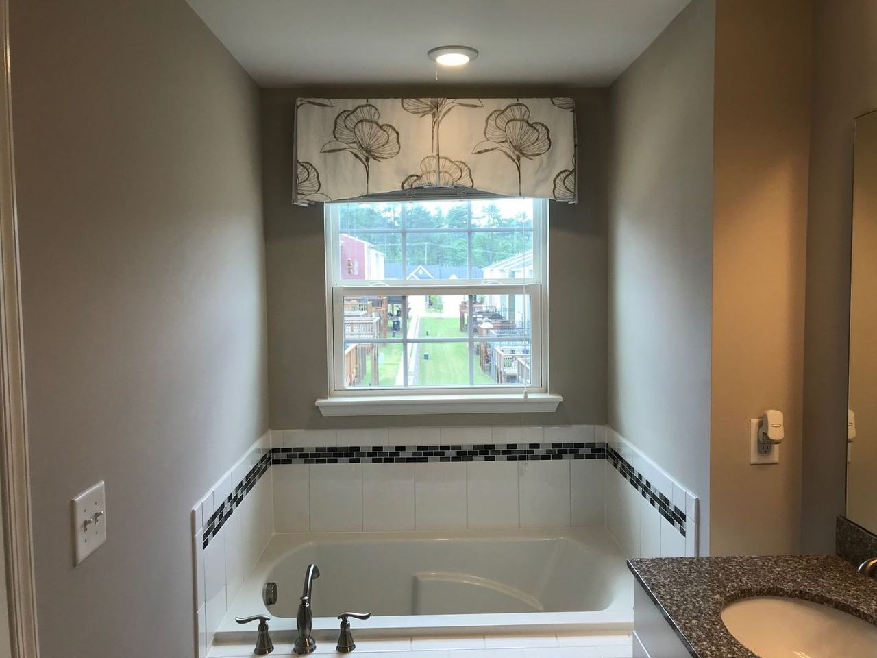 110 Brier Summit Pl - Photo 3 of 14