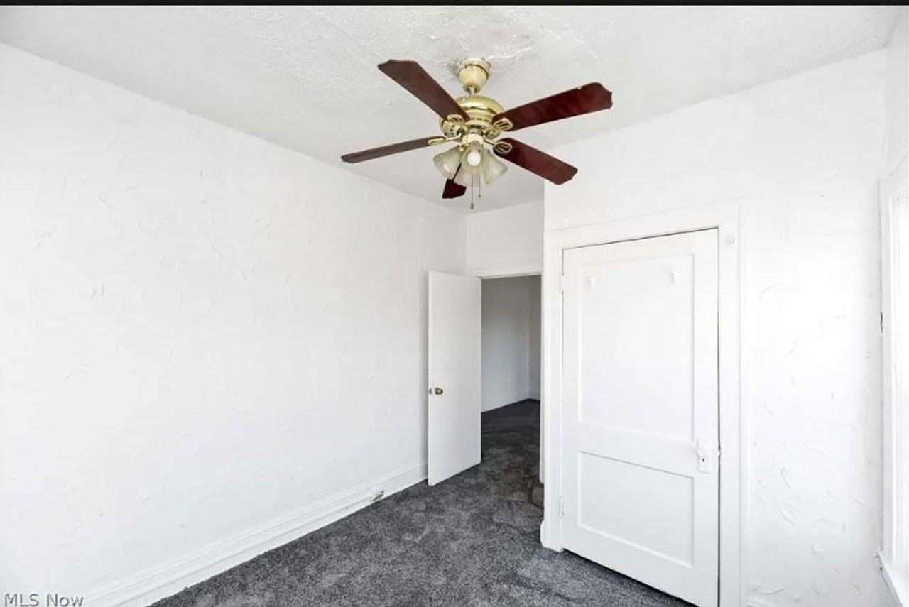 14104 Aspinwall Ave - Photo 6 of 9