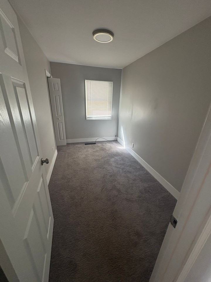 27 Wexford Rd - Photo 6 of 17