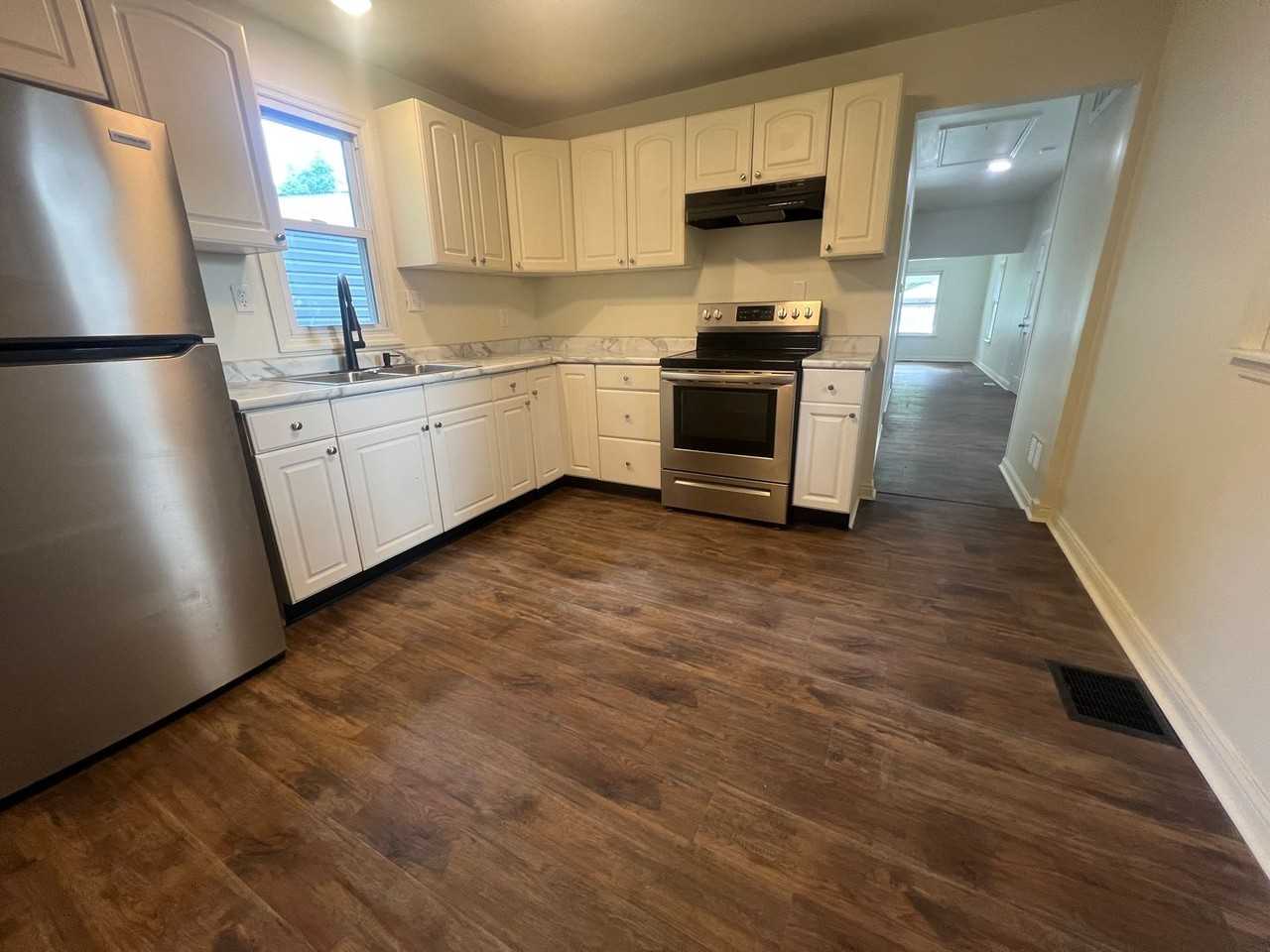 508 Inverness Ave - Photo 2 of 14