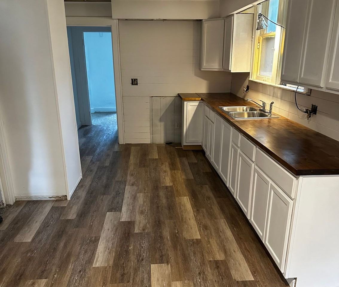 18557 Wexford St - Photo 5 of 8