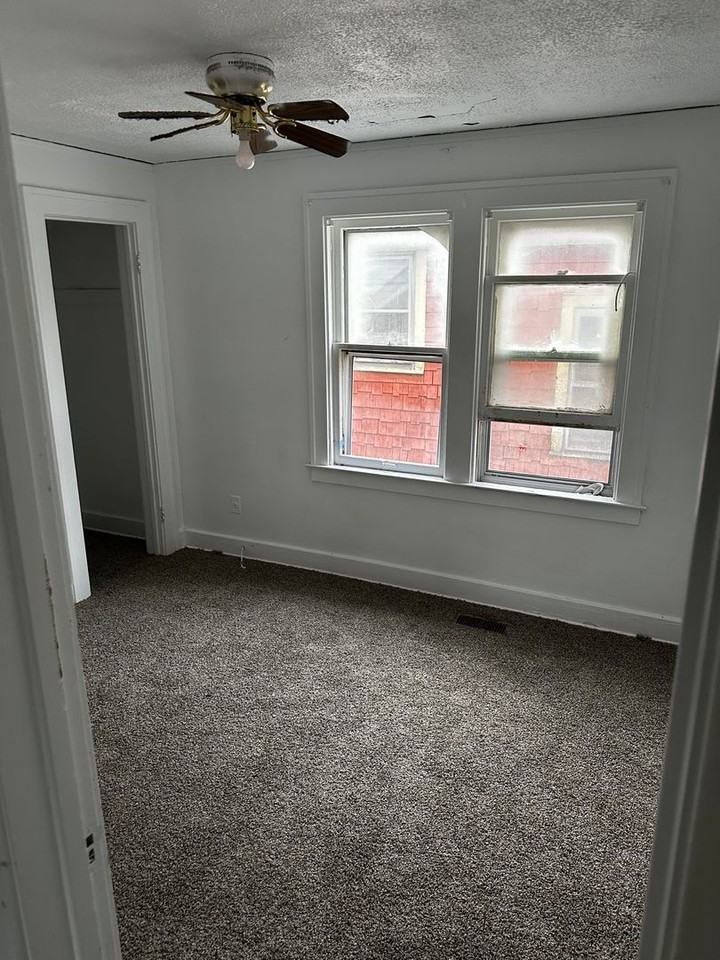 18557 Wexford St - Photo 7 of 8