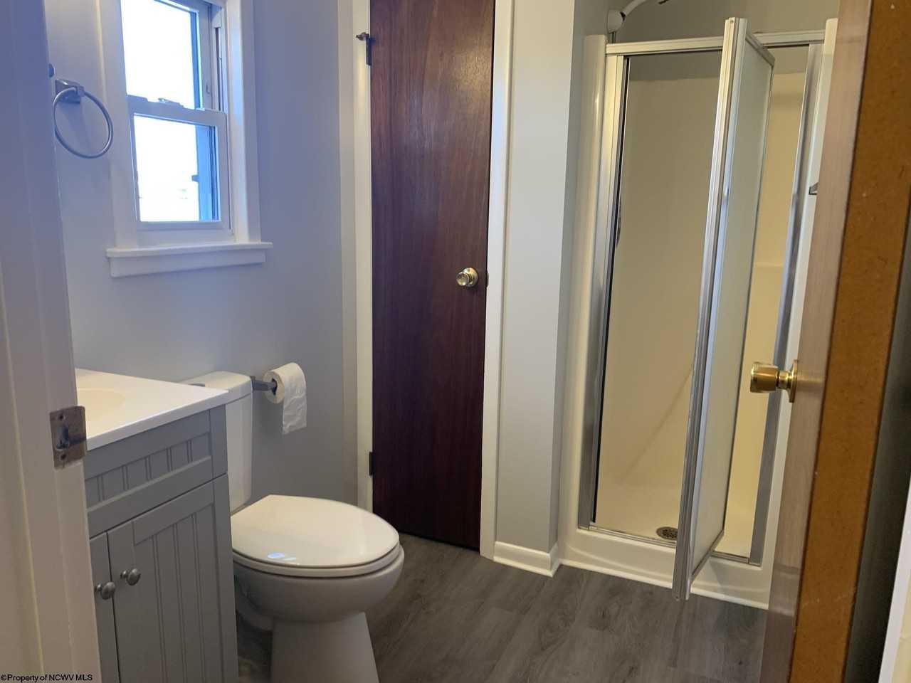 160 Harner Run - Photo 4 of 20