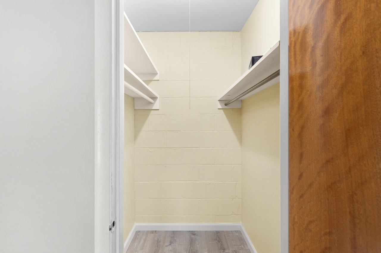 9955 Chateau Roi Ct #A - Photo 3 of 18
