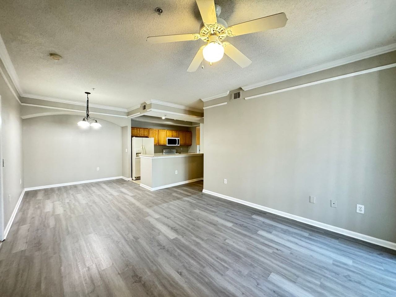 12012 Villanova Dr #102 - Photo 4 of 43