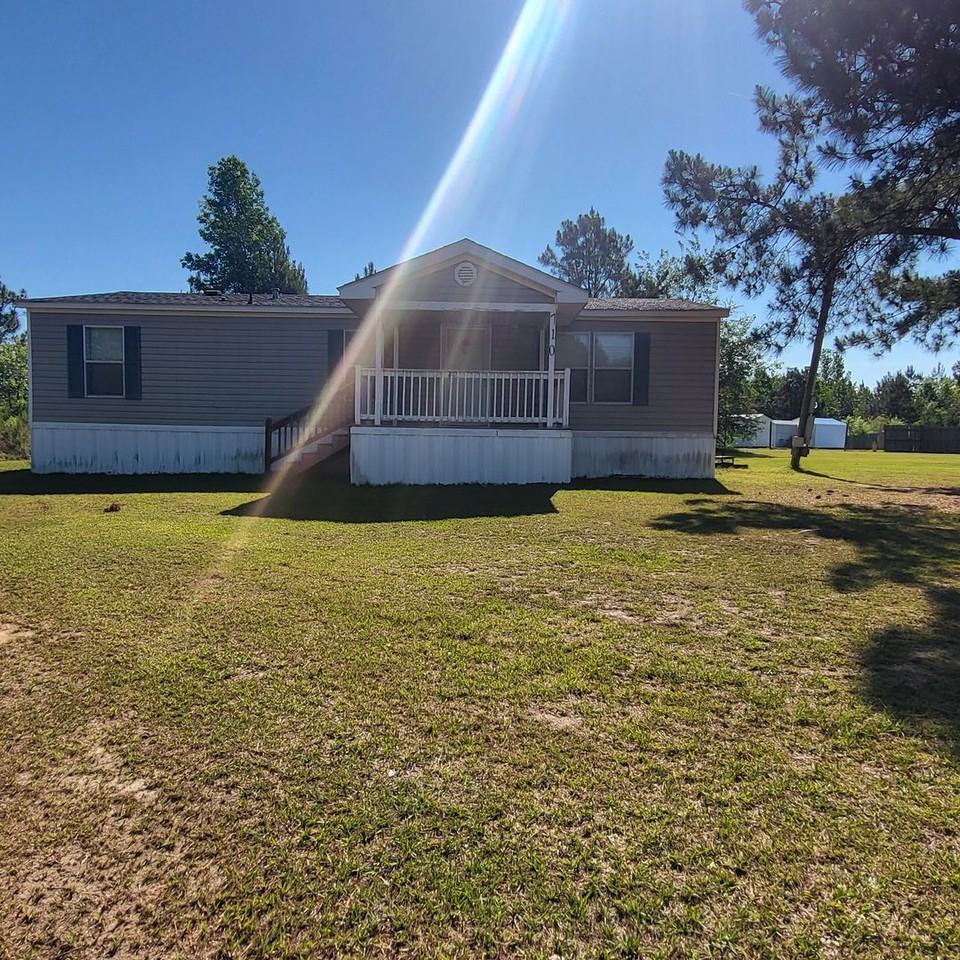710 Blue Bird Dr - Photo 2 of 17