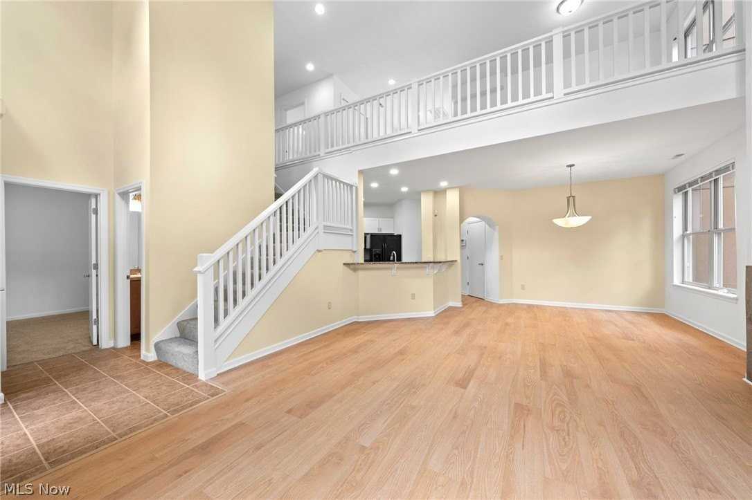 3217 Euclid Heights Blvd - Photo 5 of 35