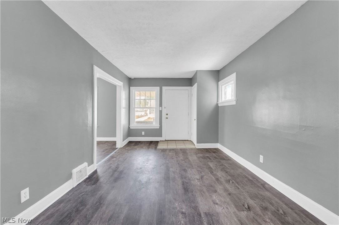 12808 Havana Rd - Photo 5 of 19