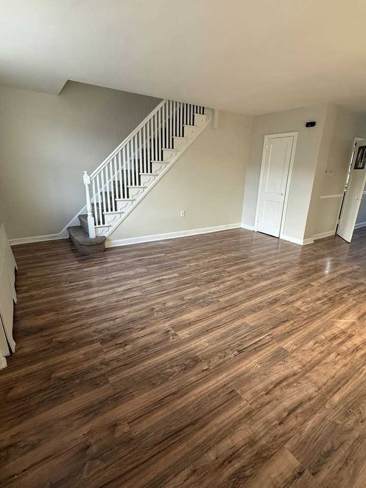 4515 Bleigh Ave - Photo 3 of 22